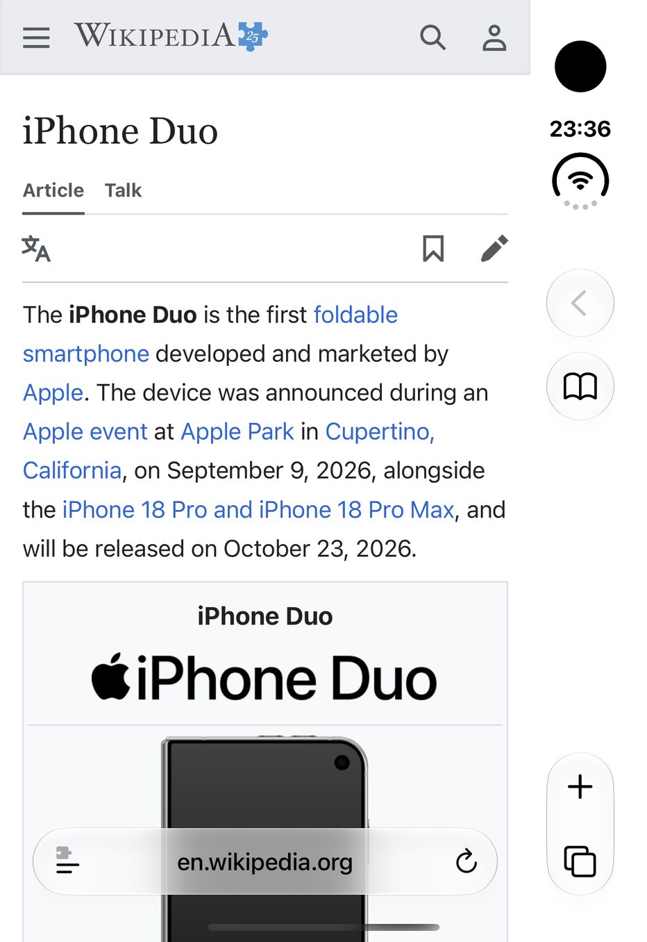Wikipedia's iPhone Duo article in Safari on the closed Duo, without Widen: the page stops well short of Safari's buttons, leaving an empty band